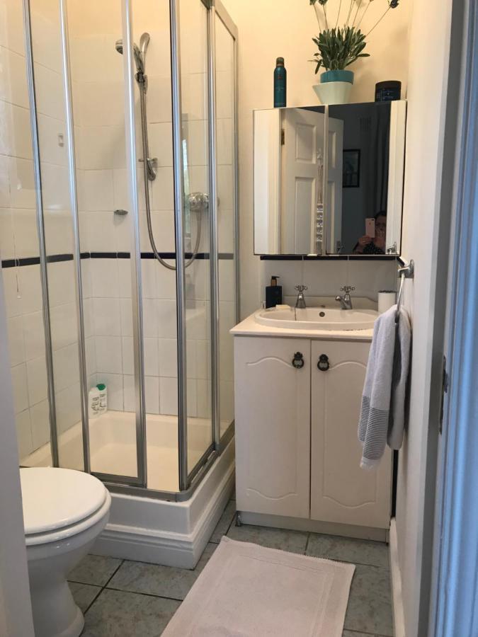 En-Suite Double Room. Dublin Airport, Fairyhouse, Tayto Park, Ashbourne Close By. Ngoại thất bức ảnh